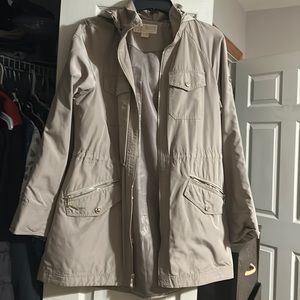 Brand new Michael kors light jacket. Women’s size M